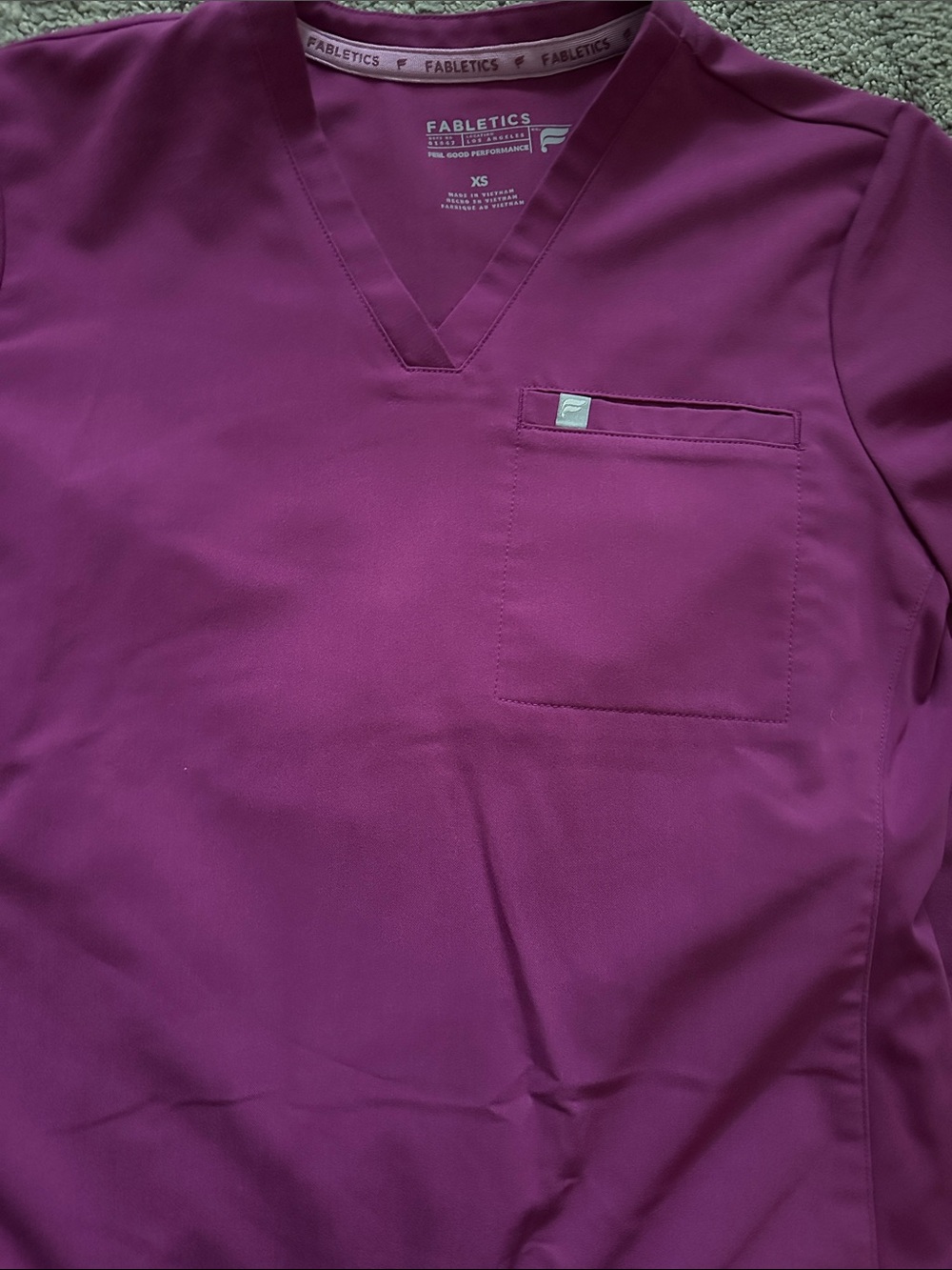 Fabletics Scrub Set - Picture 2 of 2